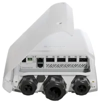 Mikrotik Cloud Switch CRS504-4XQ-OUT 650 MHz CPU 128 MB RAM 1x LAN 4x QSFP28 2x PSU L5 amuigh faoin aer (1 of 7)