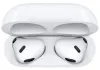 Apple AirPods (3ª geração) com estojo de carregamento Lightning (2022) thumbnail (2 of 3)