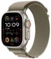 Apple Watch Ultra 2, 49 мм, титановый с оливковым Alpine Pull L thumbnail (1 of 3)